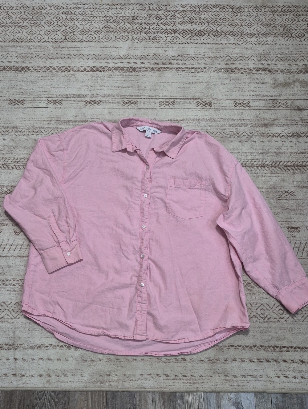 Old Navy Light Pink Button-Down Shirt - Casual Long Sleeve